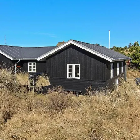 Soleil - 300m From The Sea By Interhome